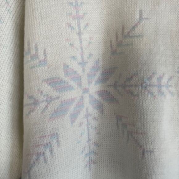 Vintage Eileen Mock Neck  snowflake Pullover sweater Size Medium - Picture 7 of 8